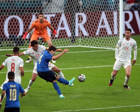 Испания - Италия в първия голям мач на Евро 2024 днес