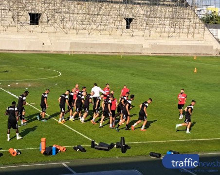 Локо закри всички тренировки за фенове и журналисти