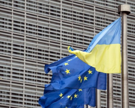 На 25 юни ЕС започва преговори за членство с Украйна и Молдова