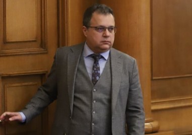 Свободното място на Христо Иванов в парламента отива при Стоян Михалев от