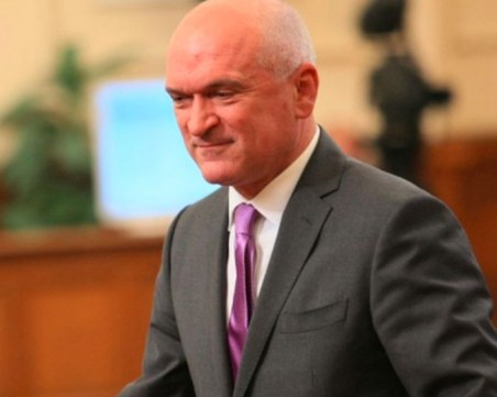 Депутатите не се разбраха! Главчев сам решава кой да отиде на срещата на НАТО