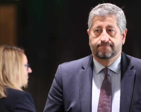 Христо Иванов вече не е депутат