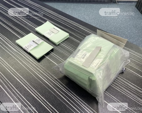 Майсторска имитация на пачки е правела касиерката от Пловдив, откраднала близо 150 000лв. от банка ВИДЕО