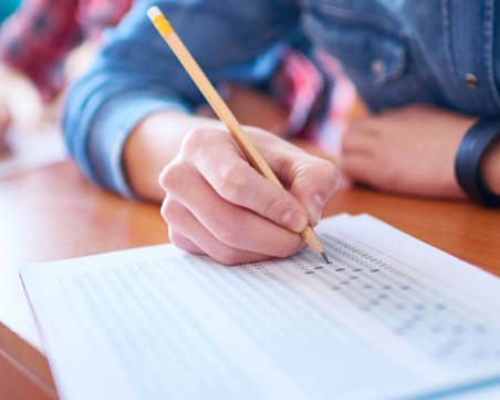 МОН публикува резултатите от Националното външно оценяване за 10 клас