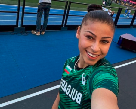 След тежка контузия: Откараха Алекс Начева в 