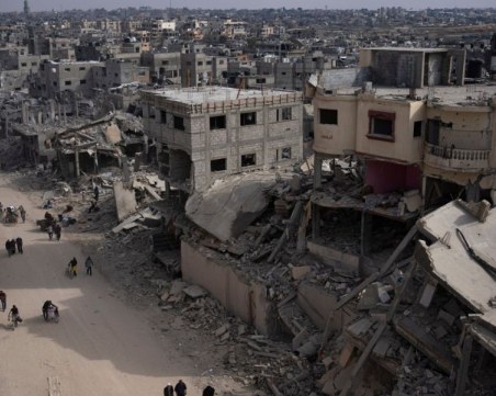 Израелски удар по училище в Газа, има загинали