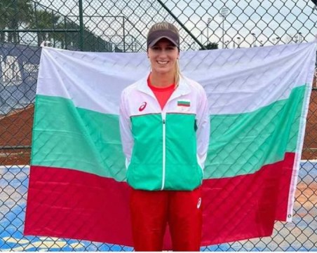 Пловдивската тенисистка Гергана Топалова дебютира на Уимбълдън с победа