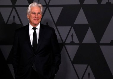 Македонският министър по европейските въпроси Орхан Муртезани обърка посланика на