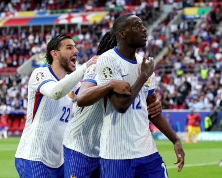 Франция се класира за четвъртфиналите без гол от игра