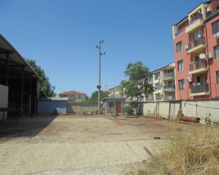 НАП продава атрактивен имот  за 1,4 млн. лева в Остромила, след като ЧСИ не успя с търга