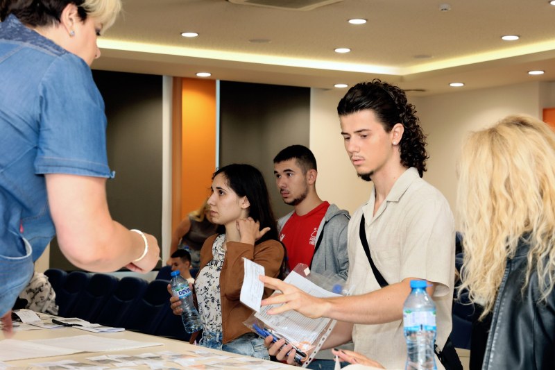 69-годишната дама се яви на днешния изпит по етика в