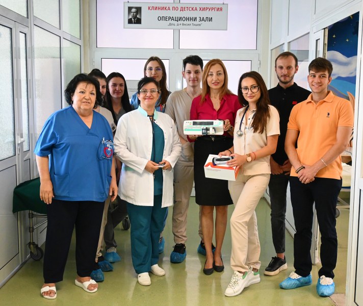 Студенти медици направиха дарение за Клиниката по детска хирургия към УМБАЛ „Свети Георги