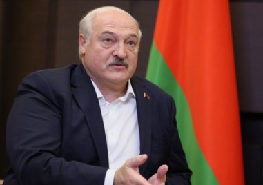 Беларуският президент Александър Лукашенко освободи най малко десетима политически затворници