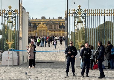 Френската полиция обяви защо беше евакуиран дворецът Версай припомняме че