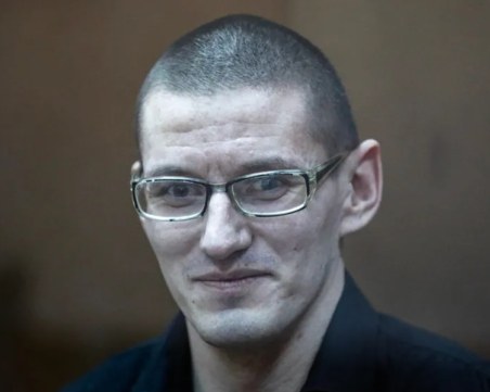 Руският съд осъди американски гражданин на над 12 години затвор за наркотици