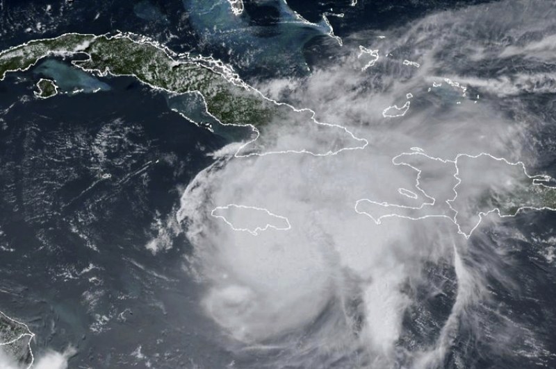 Ураганът Берил се насочи към Мексико