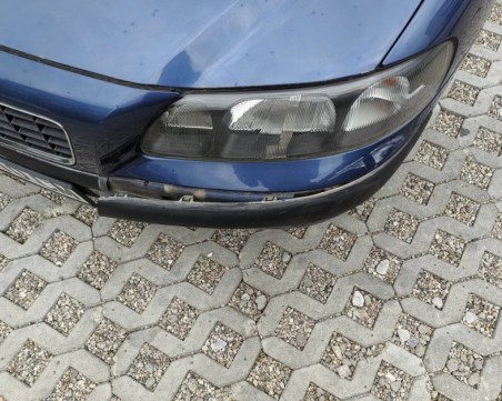 Собственичка на ударен автомобил в Кючука към виновника: Можеше поне бележка да оставиш