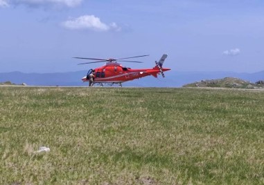 Екип на Центъра за спешна медицинска помощ по въздуха е