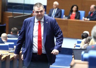 В нея Пеевски се обръща лично към Доган с думите