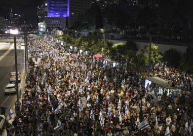 Жителите на Израел тази сутрин отново излязоха на демонстрации по