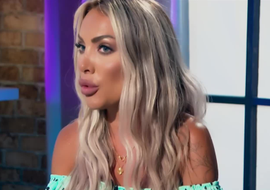 Тя катапултира в мъжките сърца още с появяването си преди