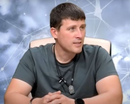 Ивелин Михайлов показа хамбара, в който се твърди, че са заключвани депутати от 