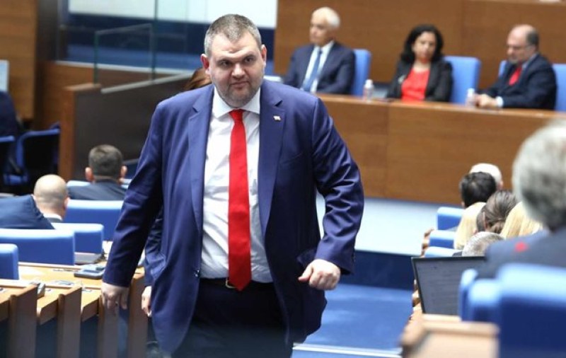 Пеевски към Доган: Винаги съм бил до теб, това не се е променило