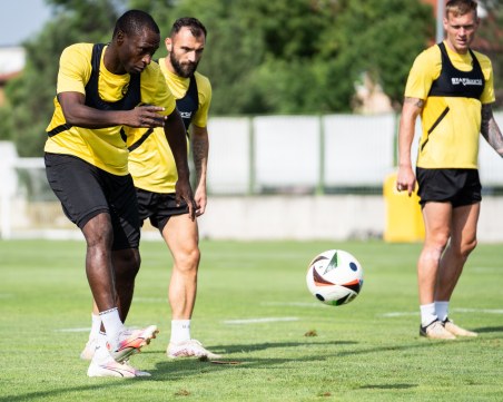 Ботев стартира подготовка за мача с Марибор