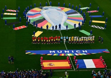 11 българчета изведоха отбора на Испания на полуфиналния сблъсък от