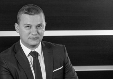 Само на 33 години внезапно почина киберекспертът Светлин Илиев съобщиха от