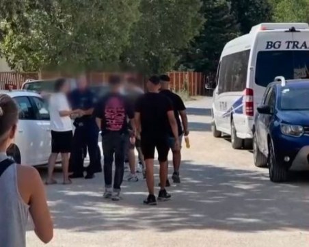 Скандали и напрежение по време на детски лагер в Шкорпиловци, намеси се и полиция