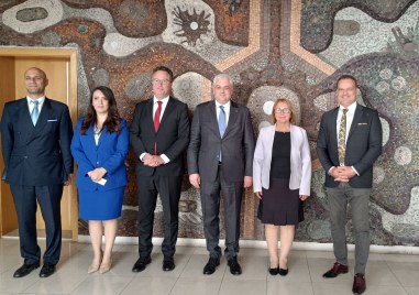 Има огромен потенциал в създаването и реализирането на общи проекти