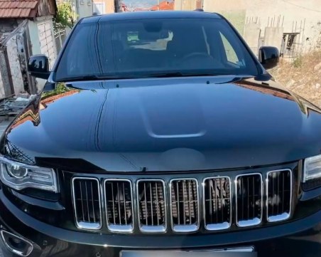 Пълен абсурд: Мъж плаща данъци за отнета от Интерпол кола