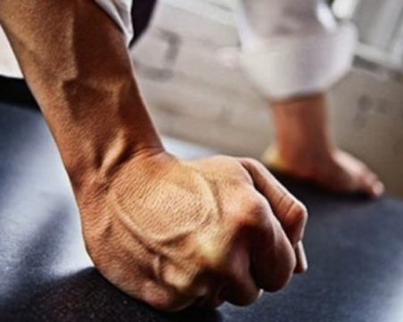 Масово сбиване в Габрово, има пострадал