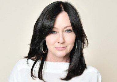 Почина актрисата Шанън Дохърти съобщи списание People Тя си е