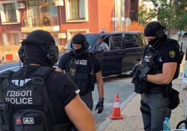При спецакция на ГДБОП са иззети марихуана кокаин и пари Задържани