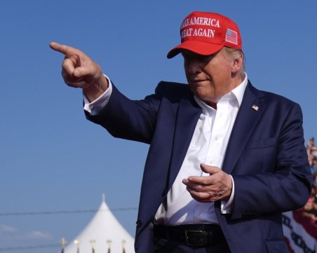 Доналд Тръмп с призив за единство след стрелбата