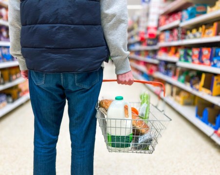 Минимално понижение на цените на някои основни хранителни стоки на борсите у нас