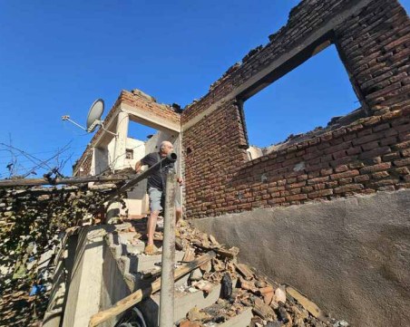 Ситуацията в Свиленградско остава тежка, пожарът се развива в посока Турция