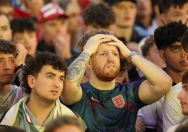 Привърженици на английския национален отбор се сбиха направо на трибуните