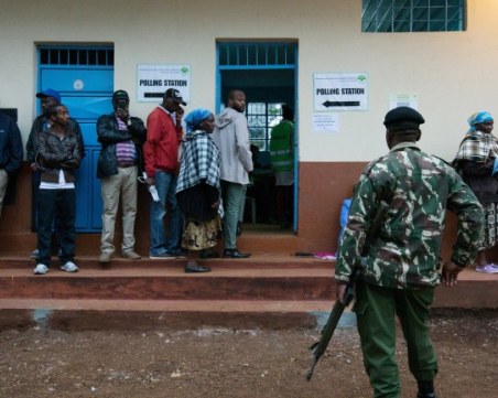 Сериен убиец, примамил и убил 42 жени, арестуван в Кения