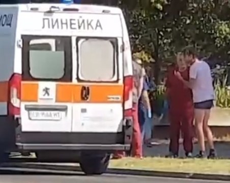 Явор Бахаров заспа по долни гащи на улица в Бургас след рождения си ден