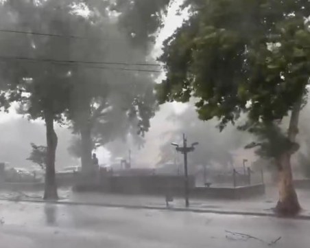 Гръмотевични бури удариха Североизточна България