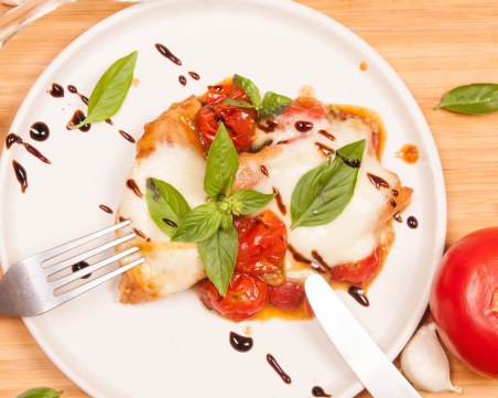 Вкусна и бърза рецепта за пиле капрезе