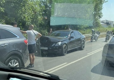 Катастрофа е станала на Околовръстното на Пловдив между  Кукленско шосе и разклон