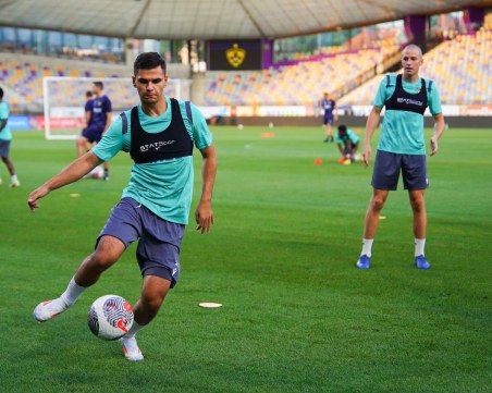 Ботев с последна тренировка преди мача с Марибор