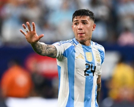 Енцо Фернандес предизвика грандиозен расистки скандал, Челси започна разследване