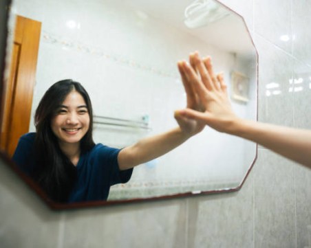 Нормално ли е да говорим сами на себе си?