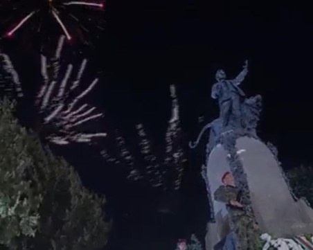 Заря-проверка в Карлово по повод годишнината от рождението на Левски