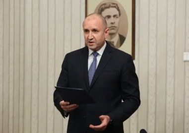 На 22 юли понеделник от 11 00 часа на Дондуков 2 президентът Румен Радев ще